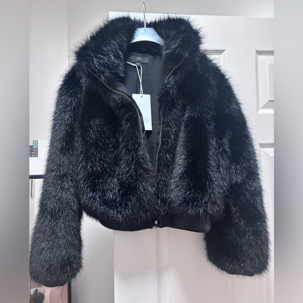 Zara Black Faux Fur Teddy Bomber Jacket - Picture 2 of 10